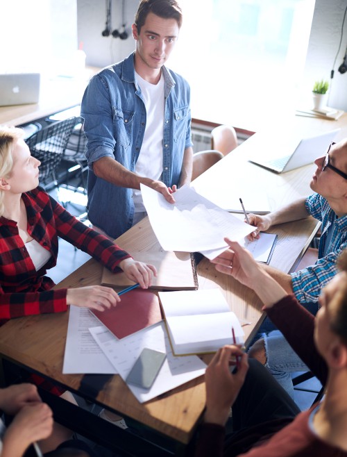 Academia Otimiza de inteligência empresarial